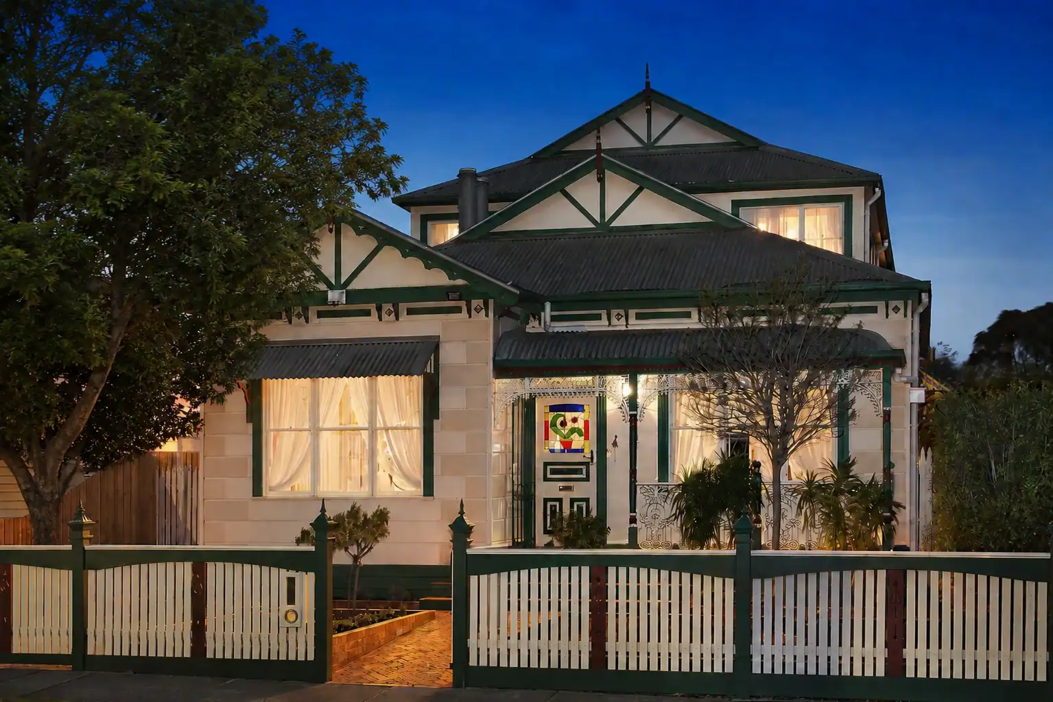 heritage home painting - heritage building painting melbourne